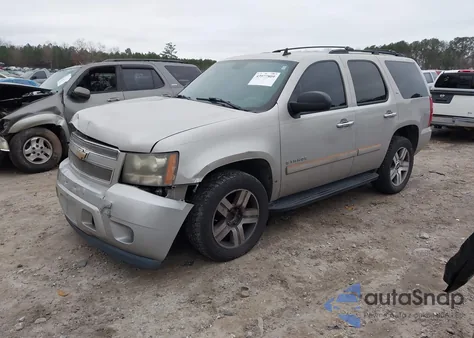 2007 Chevrolet Tahoe Ls из США, поврежденный, VIN 1GNFC13097R412532